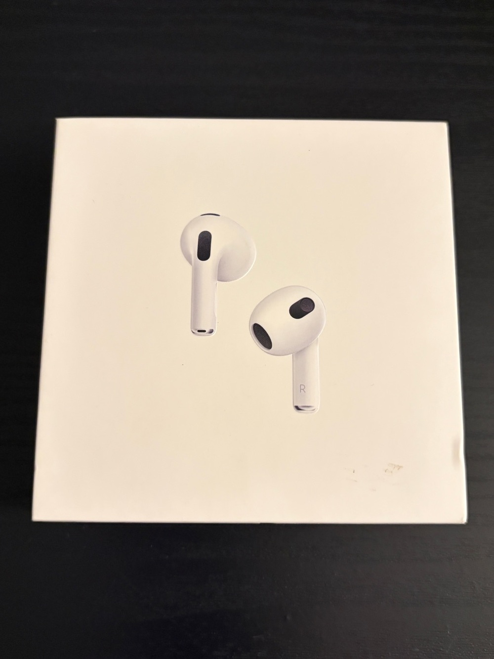 Apple White True Wireless Earbuds with Charging Case